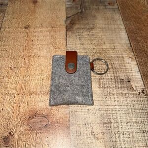 Graf Lantz Key Card Case - 100% Merino Wool